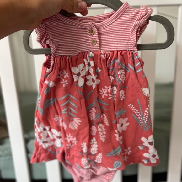 6 month outfits - Picture 2 of 16